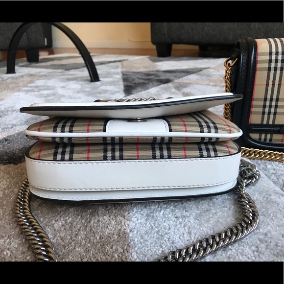 Authentic Burberry Link Shoulder Bag - Picture 9 of 16